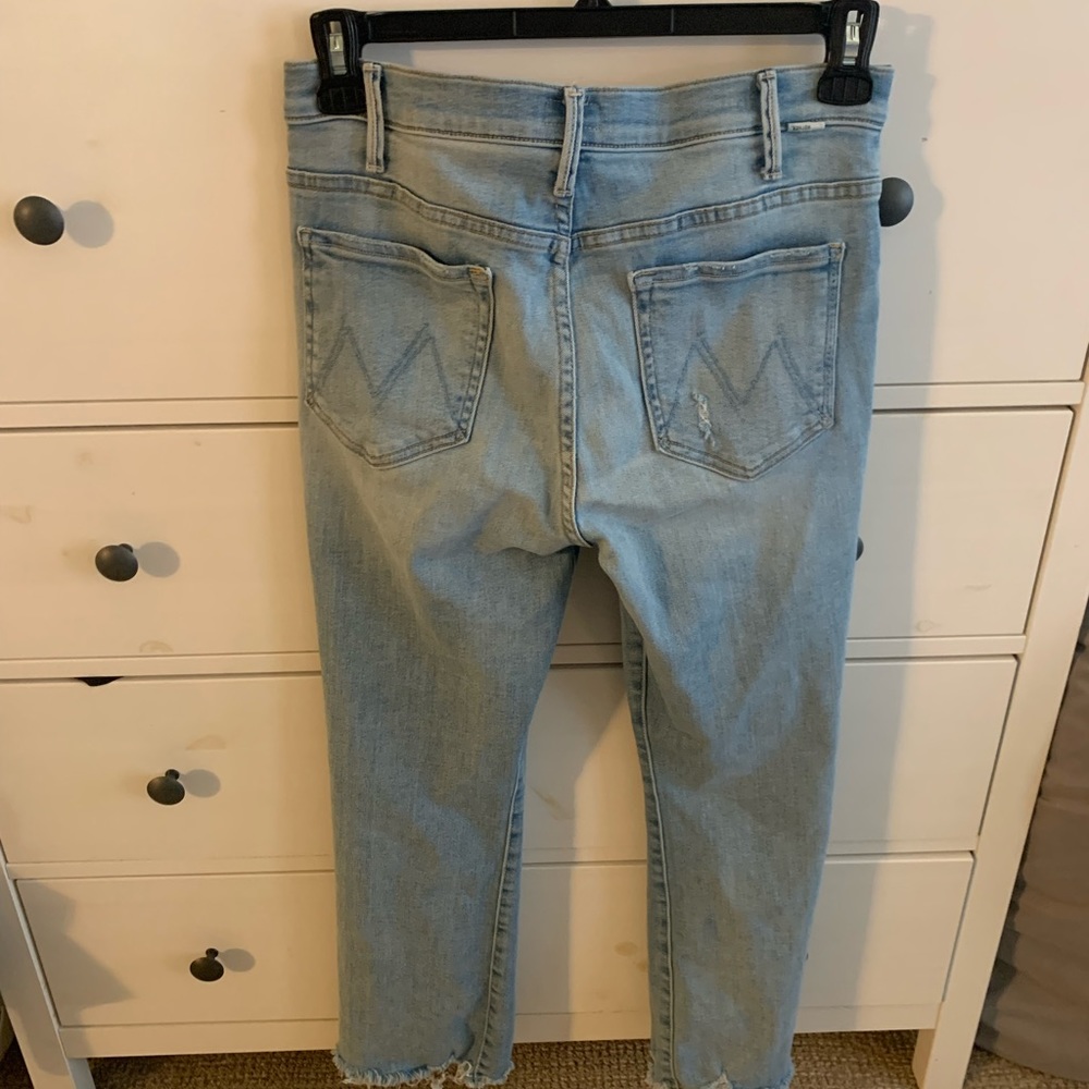 MOTHER Light Wash Cropped Ankle Jeans